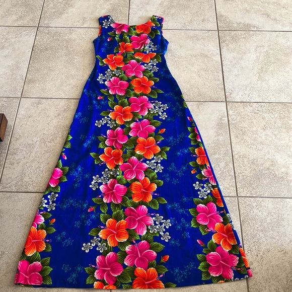 Beautiful vintage Hawaiian dress - Picture 7 of 7